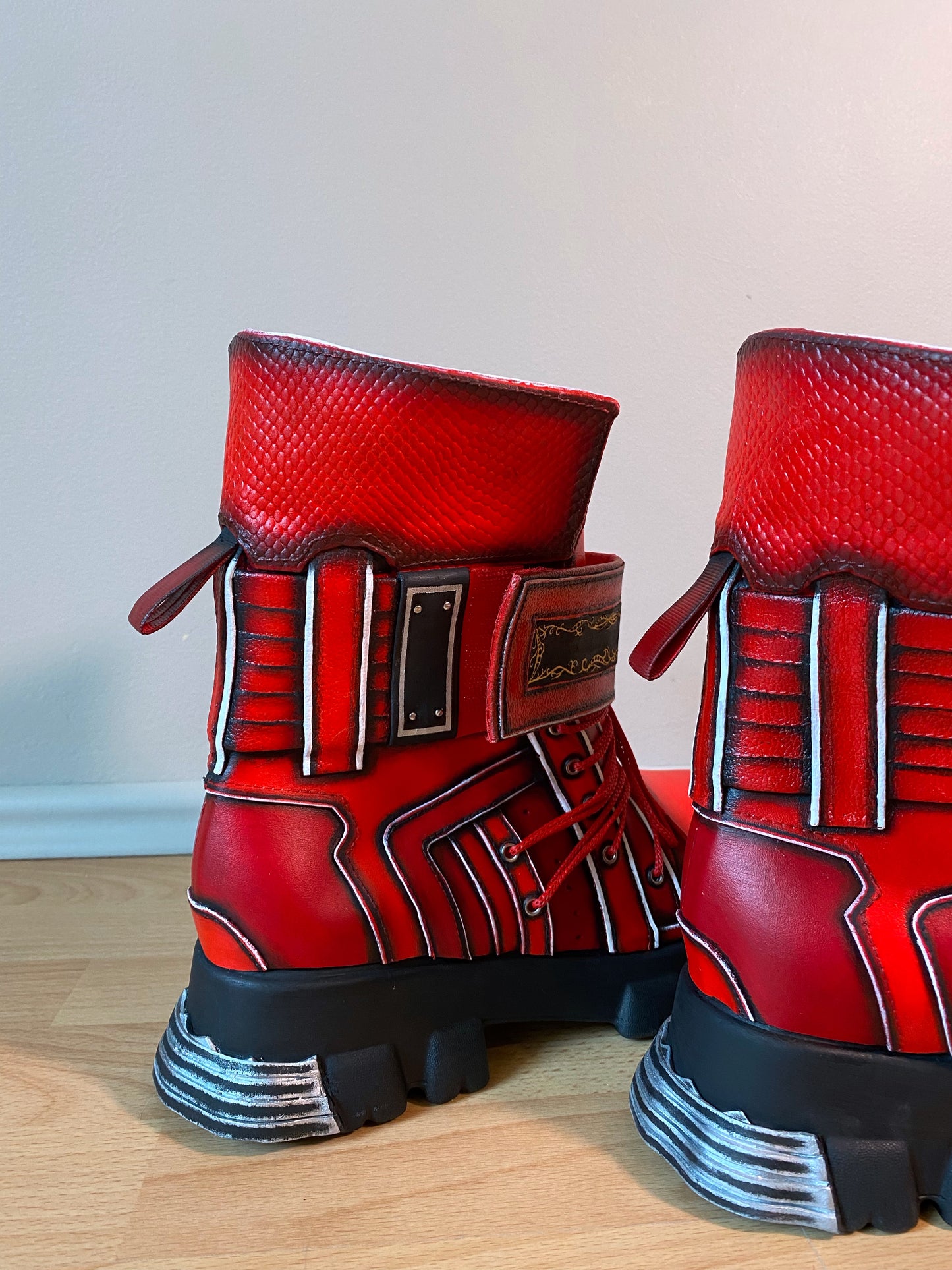 Tifa Lockhart FF7R cosplay boots